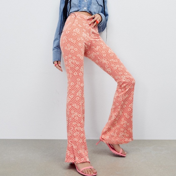 Zara Pants - Zara floral bell bottom split side leg pants